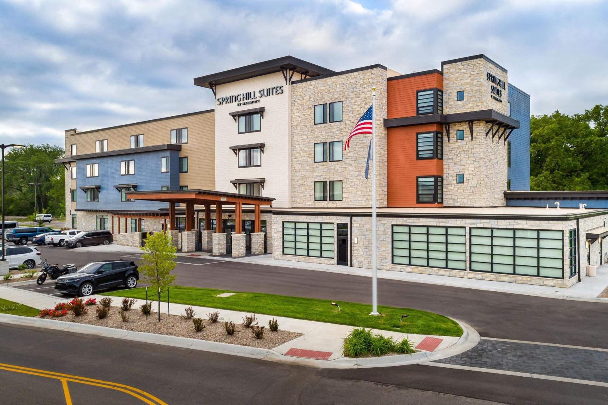 Springhill Suites By Marriott Topeka Southwest エクステリア 写真